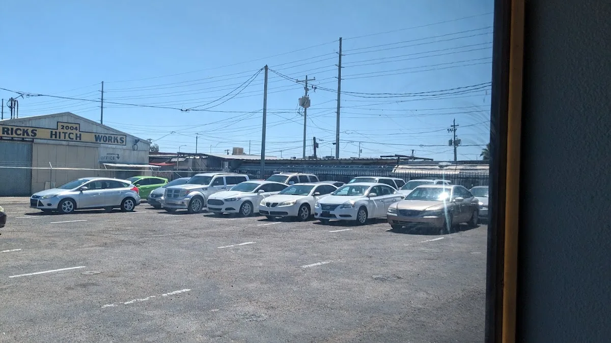 Easy Car Auto Sales, buy here pay here car dealer in Phoenix, AZ