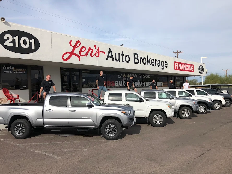 Len's Auto Brokerage, buy here pay here car dealer in Tucson, AZ