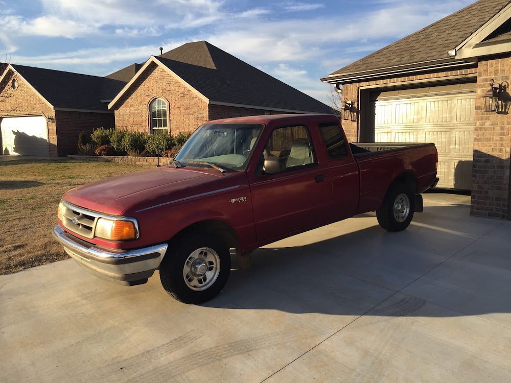 6th Street Motors, buy here pay here car dealer in Fayetteville, AR