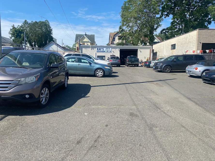Ray's Auto Sales, buy here pay here car dealer in Bridgeport, CT