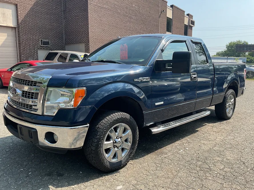 Connecticut Car Sales LLC, buy here pay here car dealer in Hartford, CT