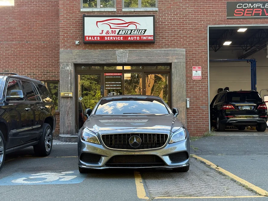 J&M Auto Sales LLC, buy here pay here car dealer in Hartford, CT