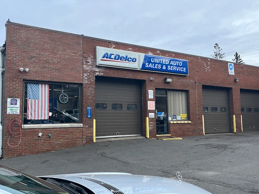 United Auto Sales & Service Inc, buy here pay here car dealer in Waterbury, CT