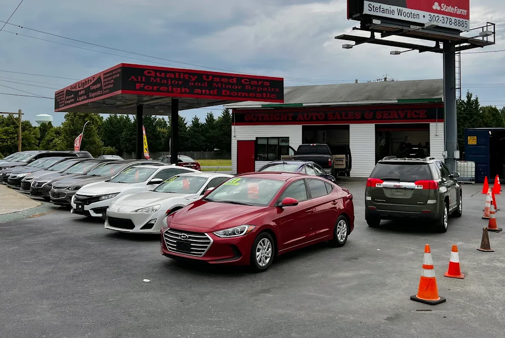 OUTRIGHT AUTO, buy here pay here car dealer in Townsend, DE