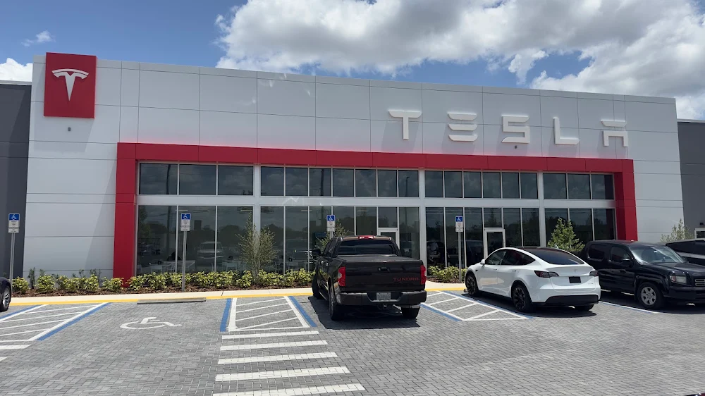 Tesla Kissimmee, buy here pay here car dealer in Kissimmee, FL