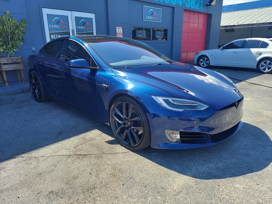 Carucars LLC, buy here pay here car dealer in Miami, FL