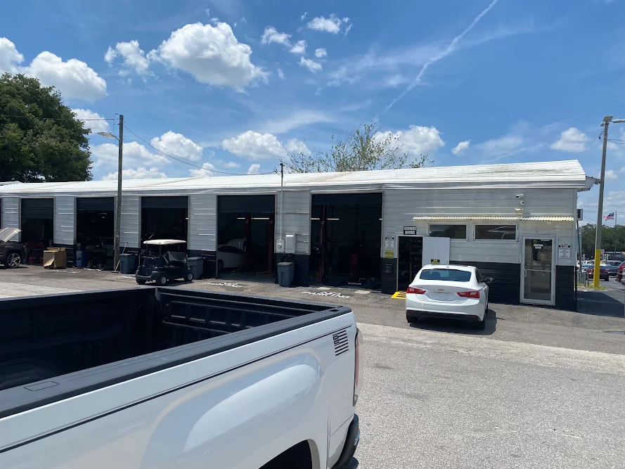 Car Credit East Tampa, buy here pay here car dealer in Tampa, FL