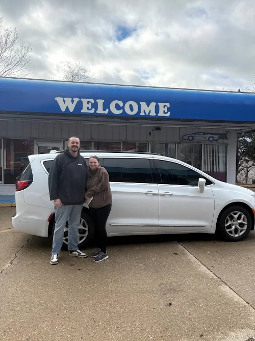 Economy Plus Auto Sales Rockford, buy here pay here car dealer in Rockford, IL