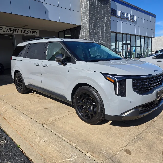 Green Kia, buy here pay here car dealer in Springfield, IL