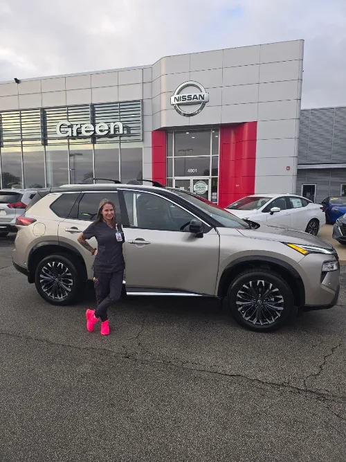 Green Nissan, buy here pay here car dealer in Springfield, IL