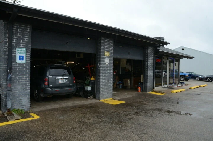 King's Kars, buy here pay here car dealer in Marion, IA