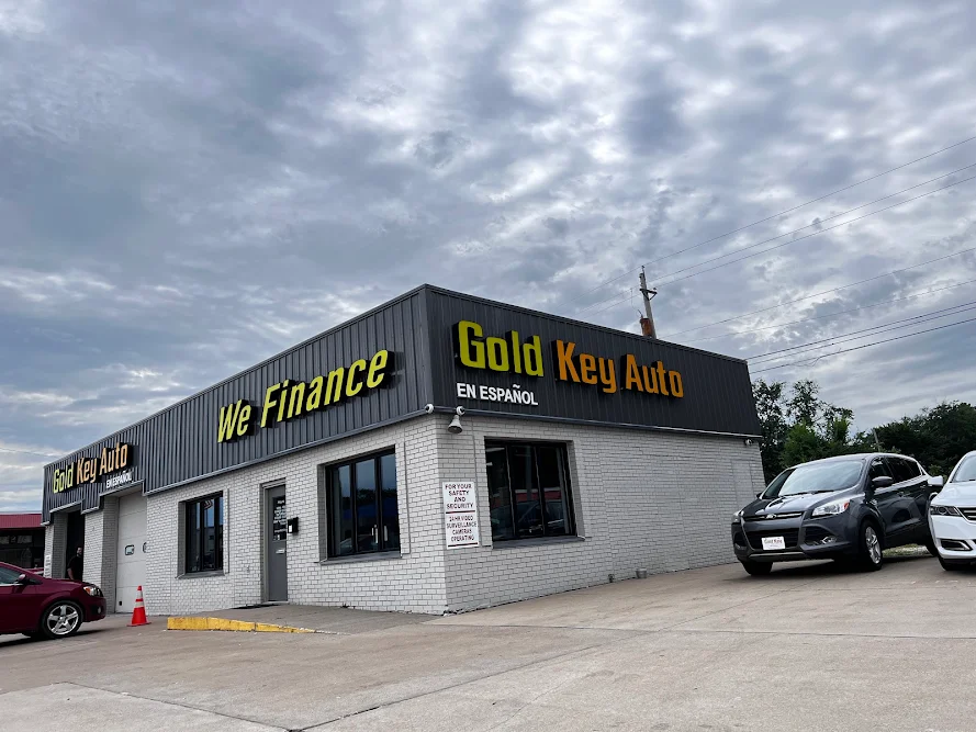 Gold Key Auto Credit, buy here pay here car dealer in Silvis, IL
