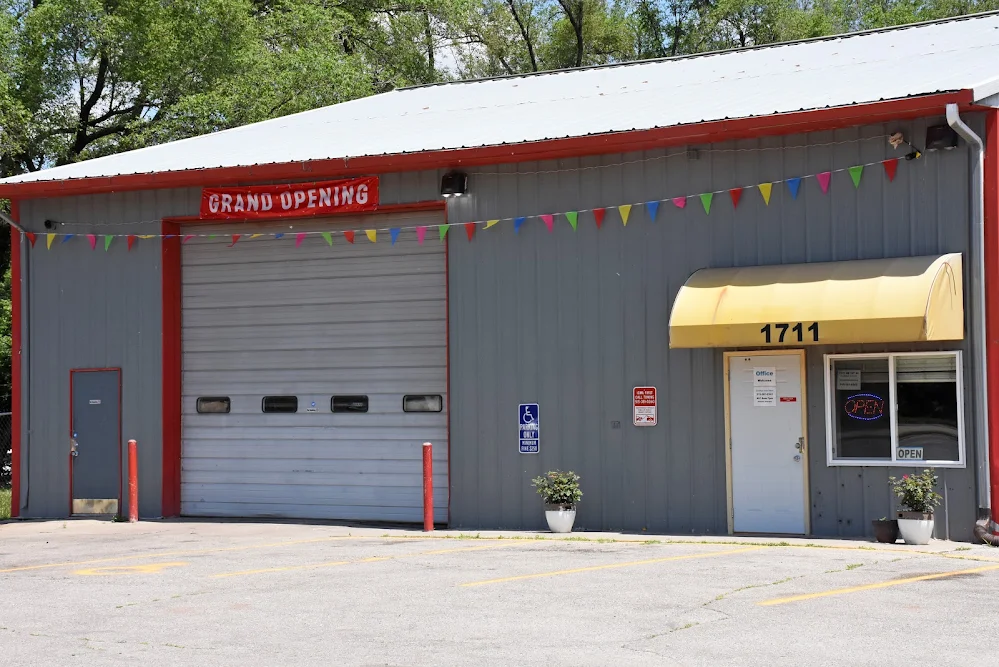 Cotofos Auto Sales, buy here pay here car dealer in Des Moines, IA