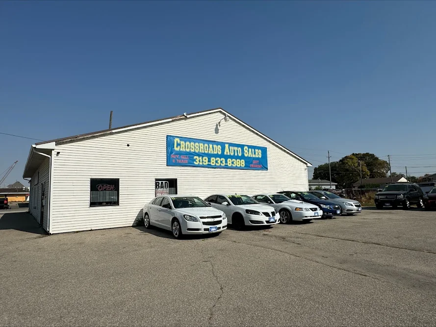 Crossroads Auto Sales, buy here pay here car dealer in Waterloo, IA