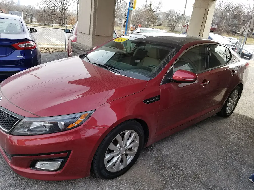 Best Choice Auto, buy here pay here car dealer in Kansas City, KS