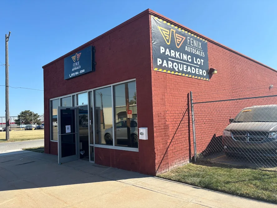 Fenix Autosales, buy here pay here car dealer in Kansas City, KS