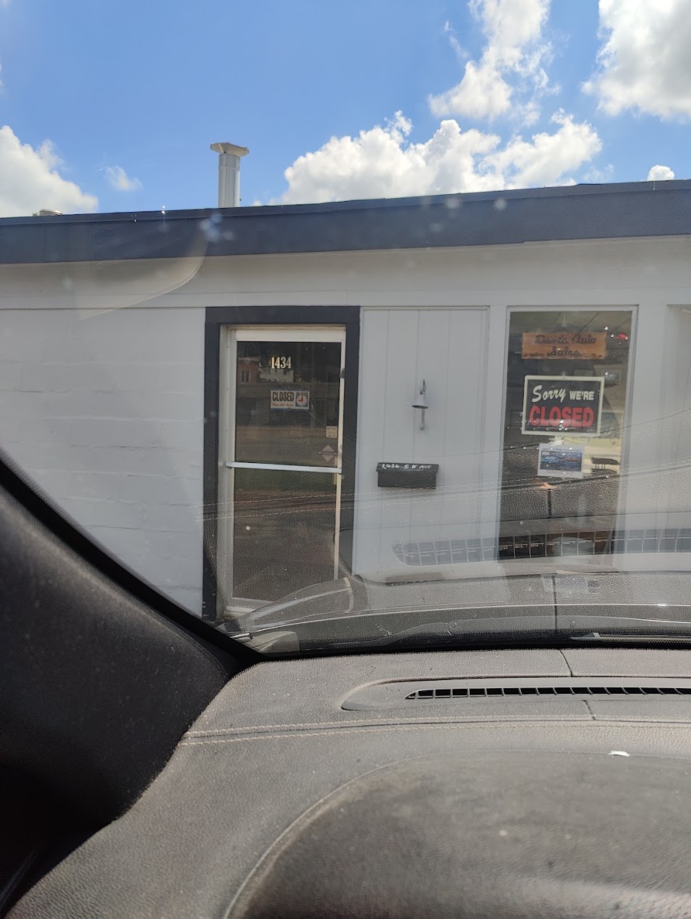 Dave's Auto Sales KS, buy here pay here car dealer in Topeka, KS