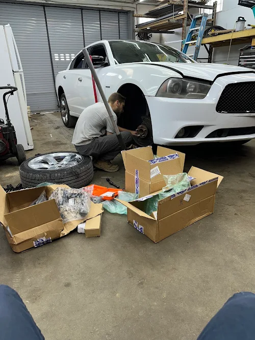 6K AND UNDER AUTO SALES, buy here pay here car dealer in Lexington, KY