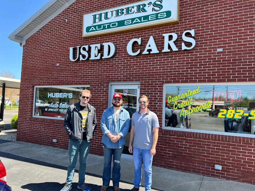 Huber's Auto Sales, buy here pay here car dealer in Jeffersonville, IN