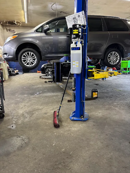 M&G Auto Sales and Repairs, buy here pay here car dealer in Portland, ME