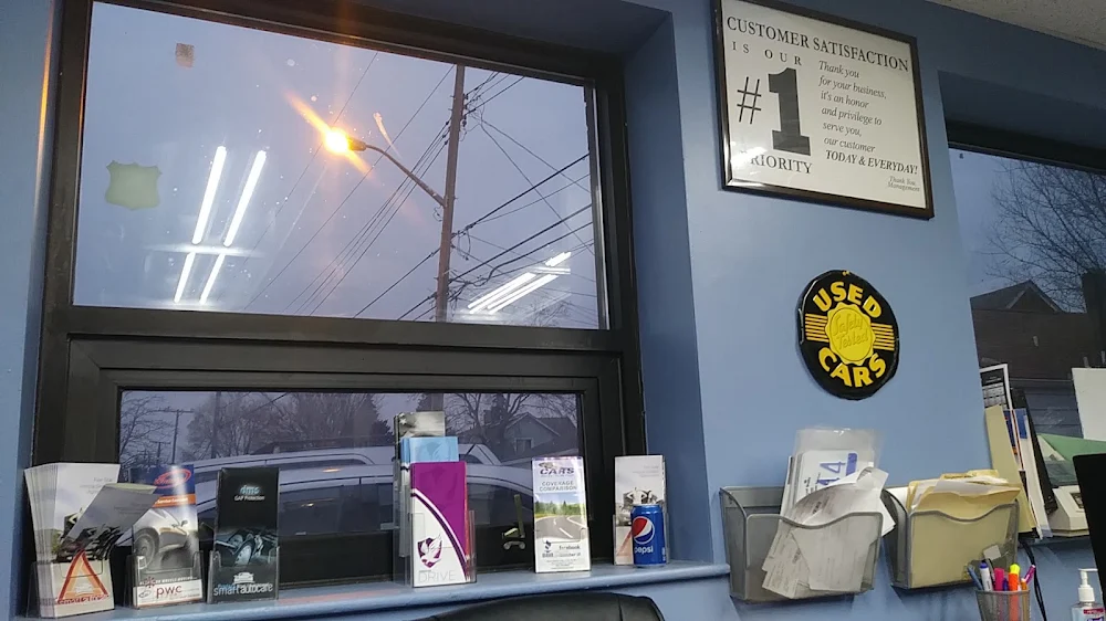 Platinum Auto Sales INC, buy here pay here car dealer in Dearborn, MI