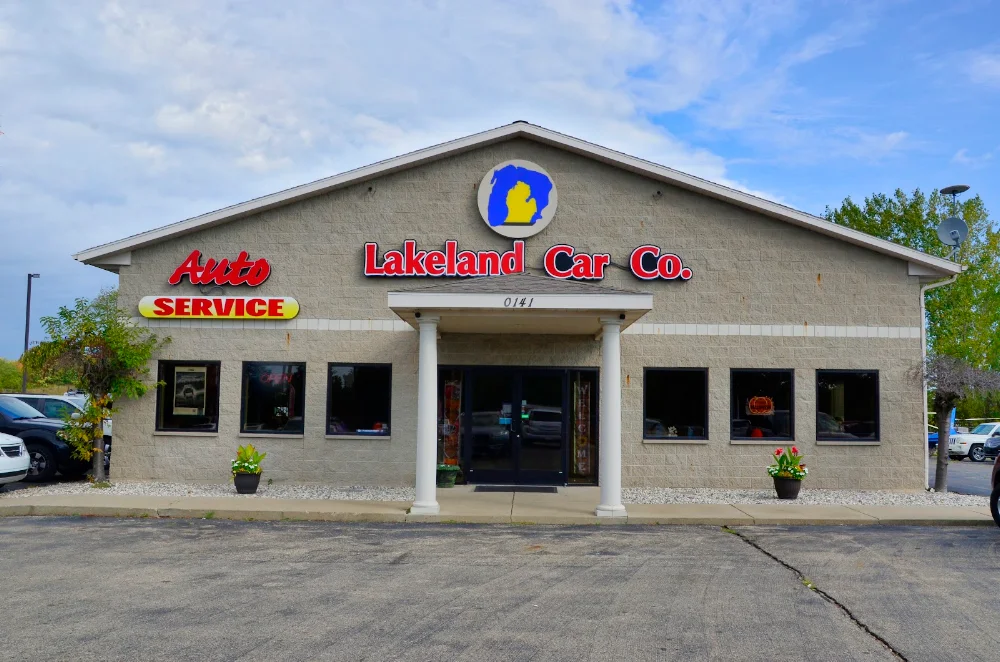Lakeland Car Co, buy here pay here car dealer in Grand Rapids, MI