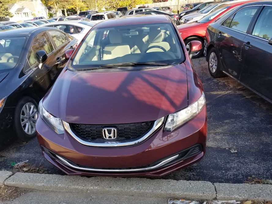 Lee Auto Export, buy here pay here car dealer in Grand Rapids, MI