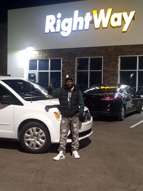 RightWay Auto Sales, buy here pay here car dealer in Lansing, MI