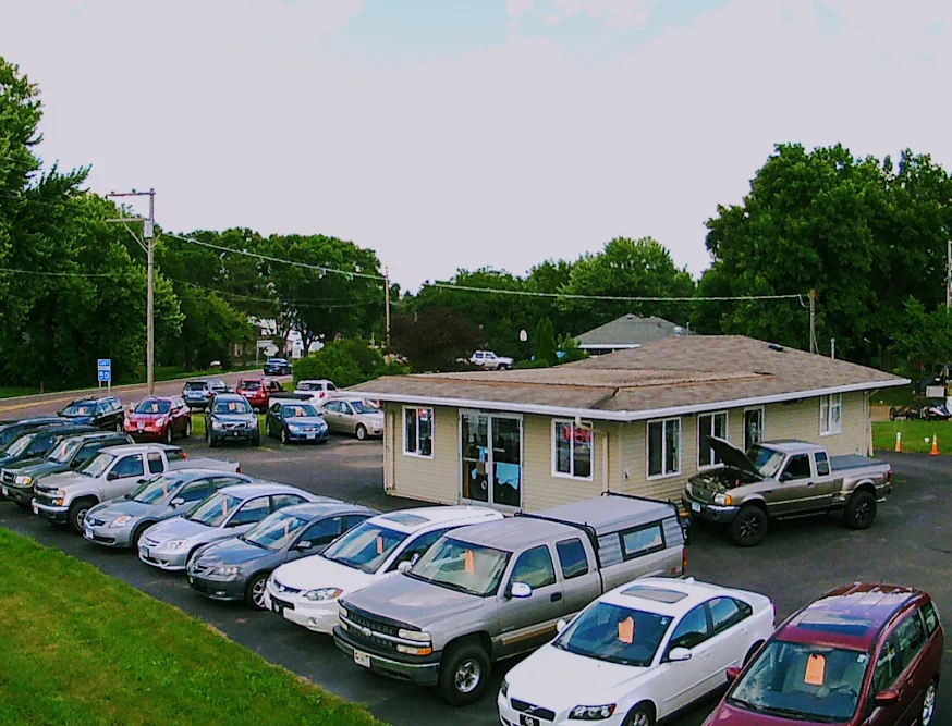 G & M Select Autos Inc, buy here pay here car dealer in Farmington, MN