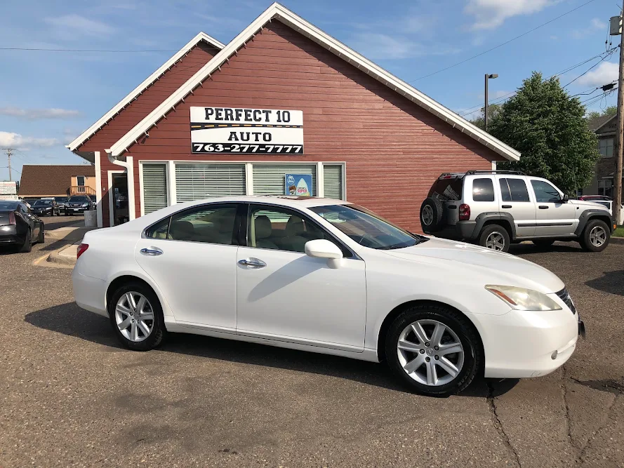 Perfect 10 Auto, buy here pay here car dealer in Spring Lake Park, MN
