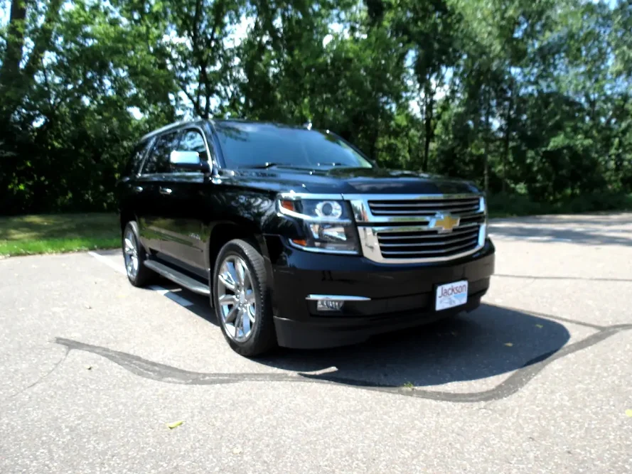 Jackson Auto East, buy here pay here car dealer in Maplewood, MN