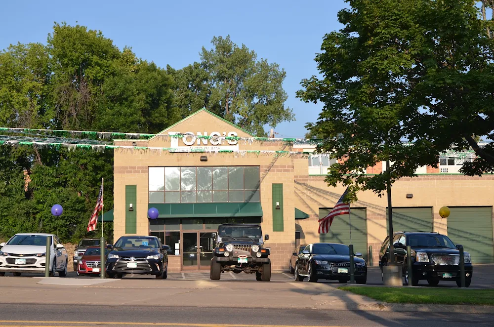 Long's Auto Place Inc, buy here pay here car dealer in White Bear Lake, MN