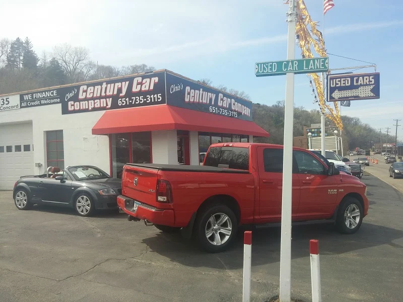 Redline Motors, buy here pay here car dealer in South Saint Paul, MN