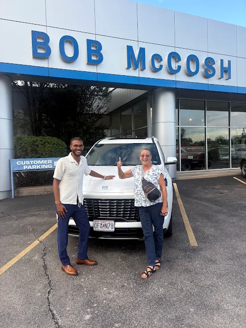 Bob McCosh Chevrolet Buick GMC Cadillac, buy here pay here car dealer in Columbia, MO
