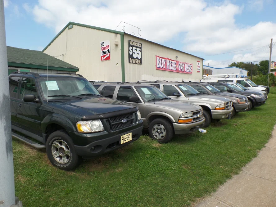 Hot Wheelz, buy here pay here car dealer in Springfield, MO