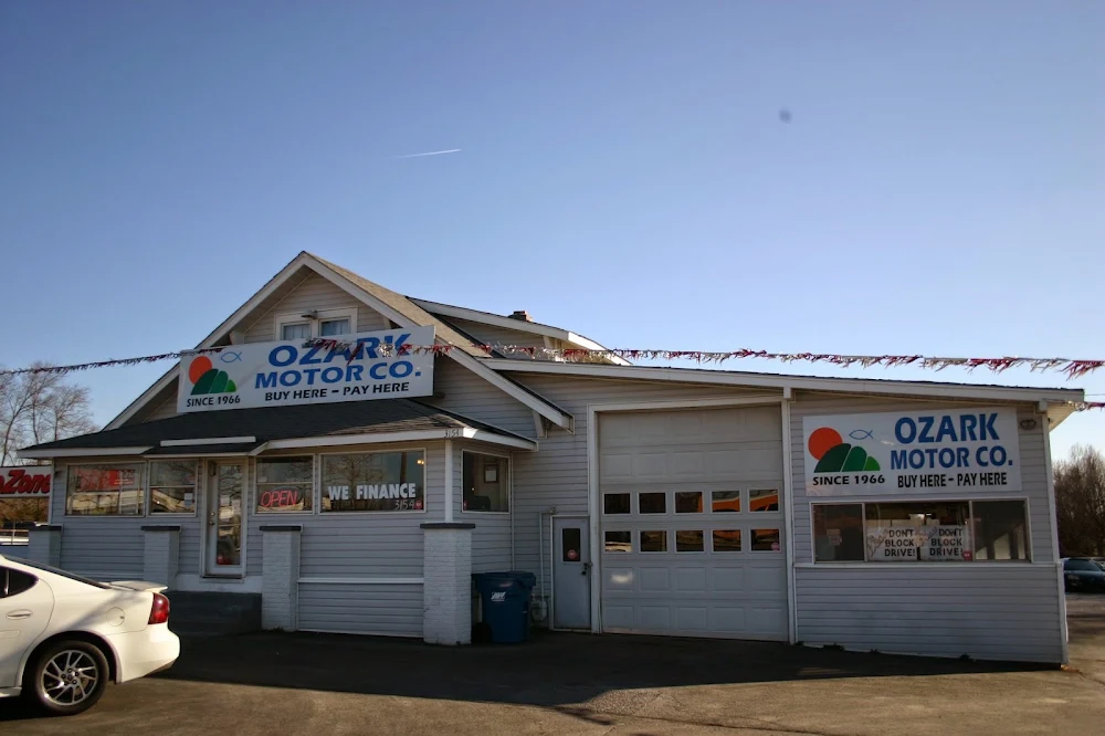 Ozark Motor Co, buy here pay here car dealer in Springfield, MO