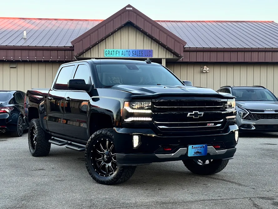 Gratify Auto Sales LLC, buy here pay here car dealer in Lincoln, NE