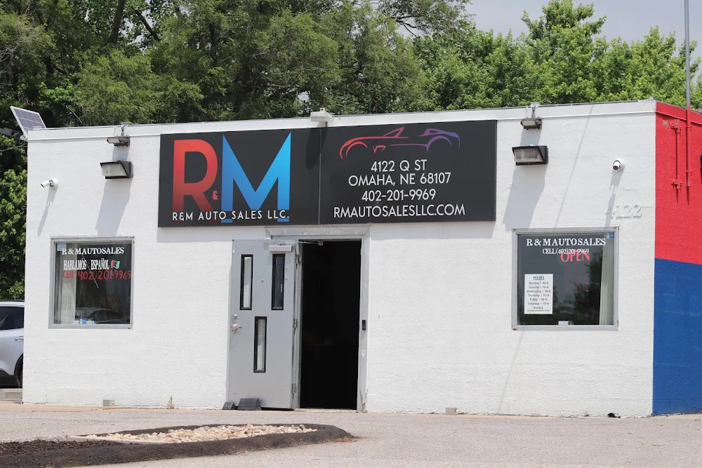 R&M Auto Sales LLC, buy here pay here car dealer in Omaha, NE