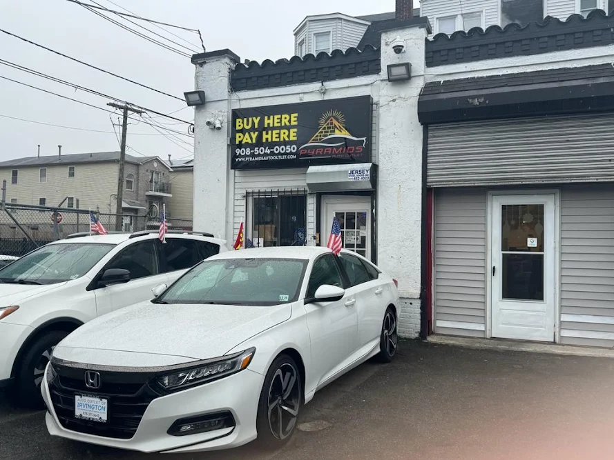 Pyramids Auto Outlet / Buy Here Pay Here of Newark, buy here pay here car dealer in Newark, NJ