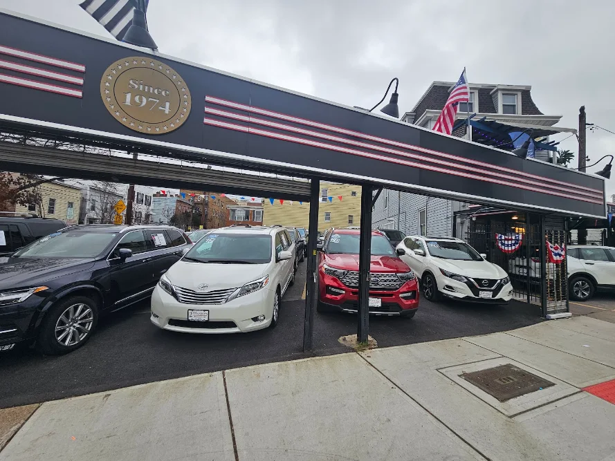 2 Manny's Auto Sales, buy here pay here car dealer in Union City, NJ