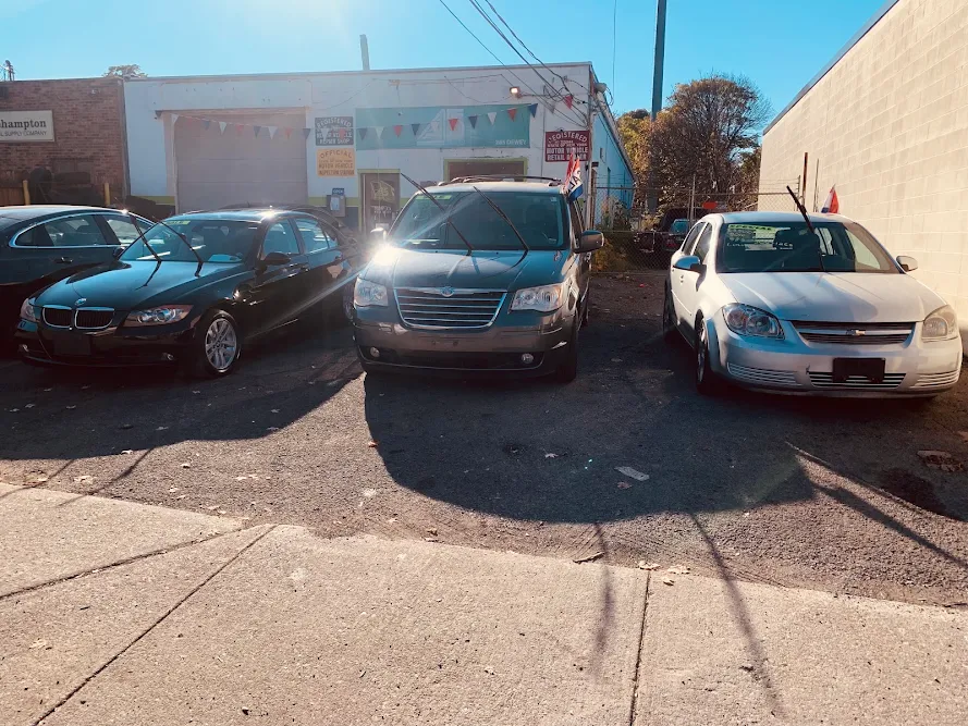 M & R Auto Sales, buy here pay here car dealer in Rochester, NY