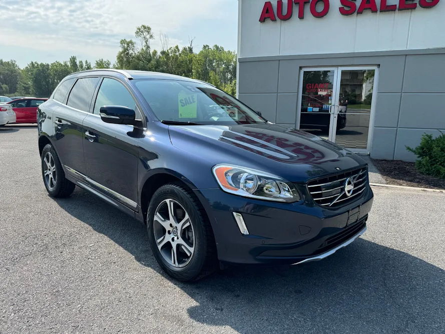 Giant Auto Sales, buy here pay here car dealer in East Syracuse, NY