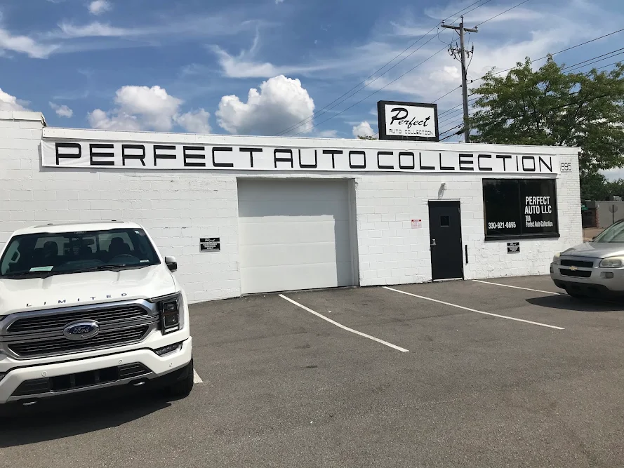 Perfect Auto Collection, buy here pay here car dealer in Akron, OH