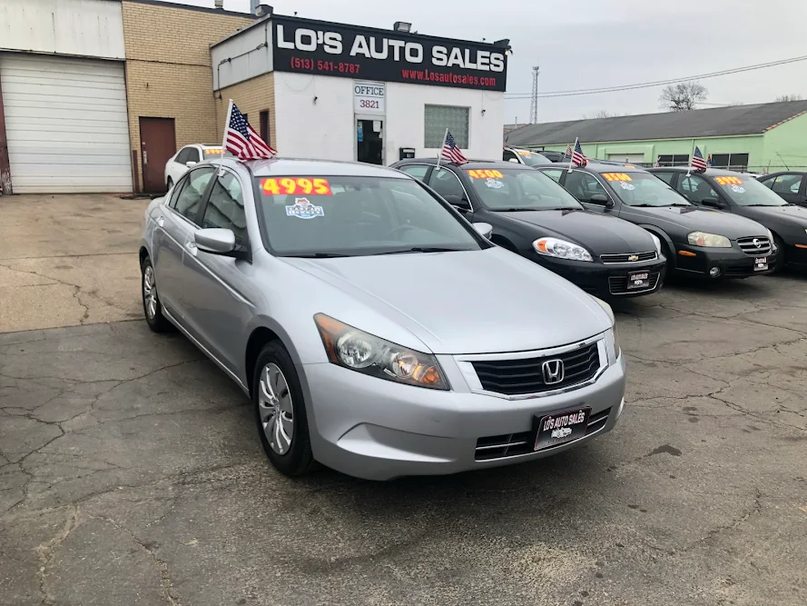 Lo's Auto Sales, buy here pay here car dealer in Cincinnati, OH