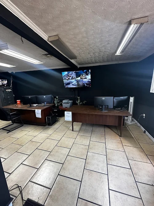 Flat Rate Auto Outlet, buy here pay here car dealer in Cleveland, OH