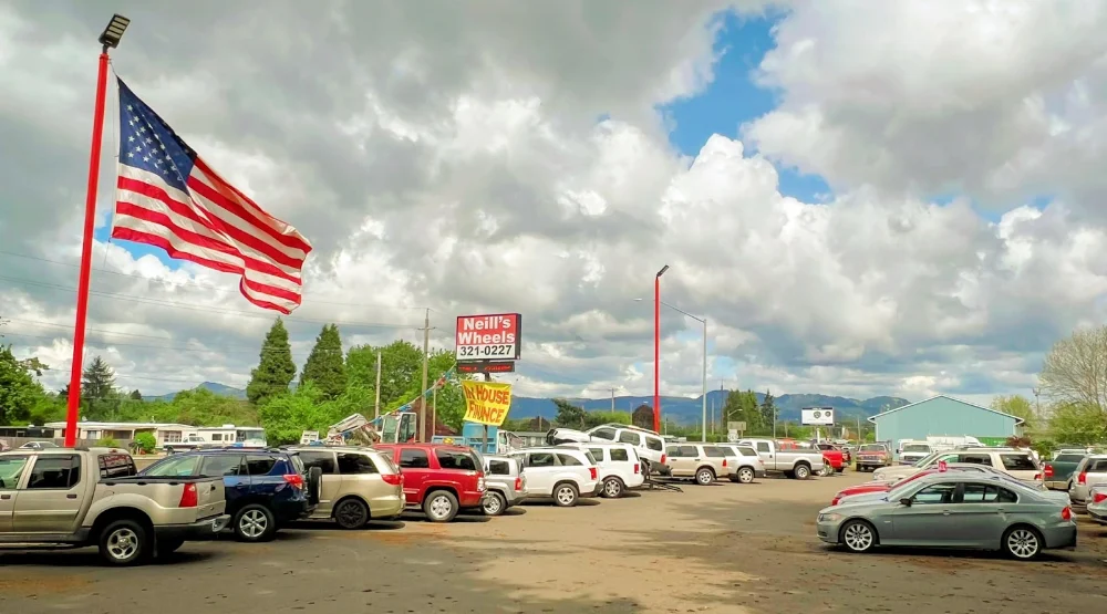 Neill's Wheels, buy here pay here car dealer in Eugene, OR