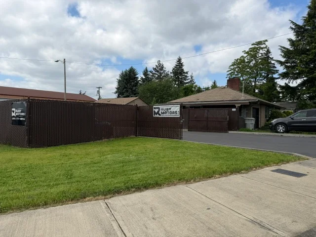 Ruby Motors LLC, buy here pay here car dealer in Happy Valley, OR
