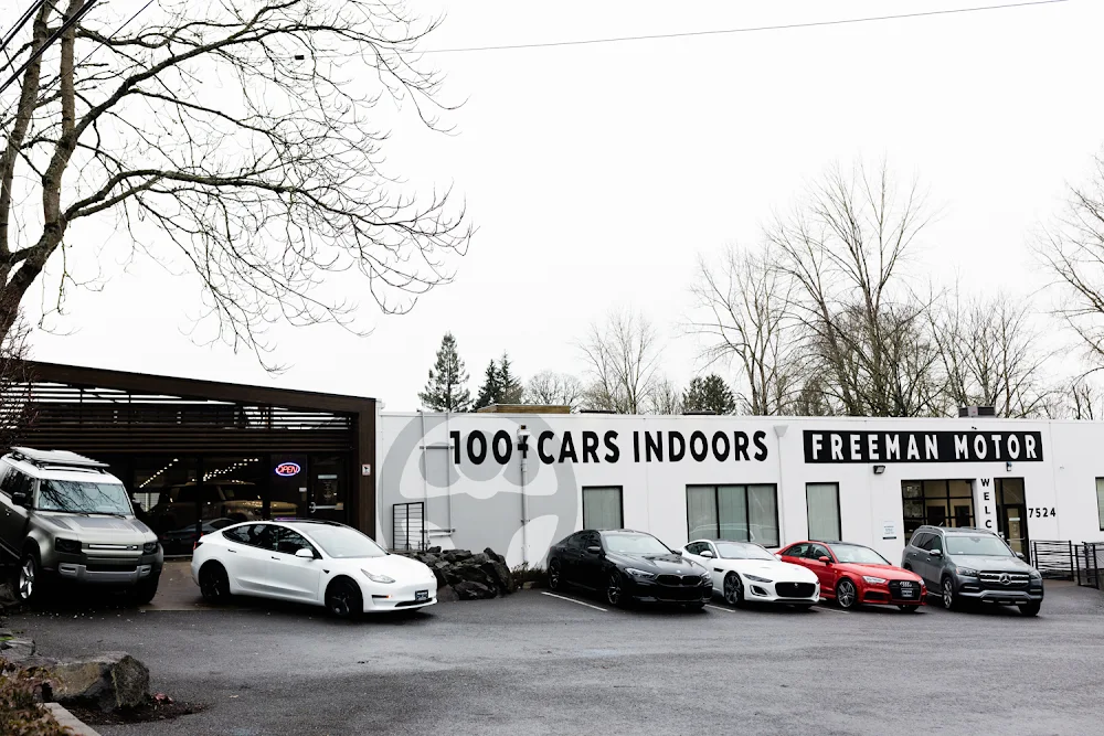 Freeman Motor Portland Showroom, buy here pay here car dealer in Portland, OR