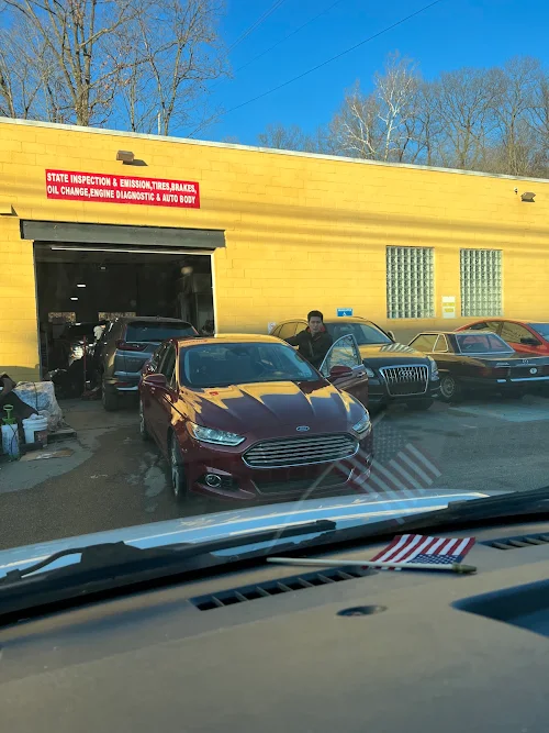 Universal Motors Group, buy here pay here car dealer in Pittsburgh, PA