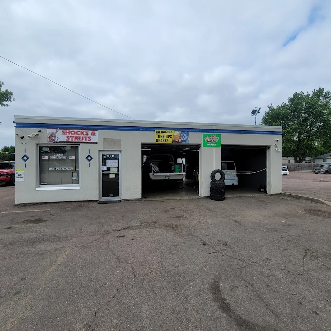 Amigo's Automotive LLC, buy here pay here car dealer in Sioux Falls, SD
